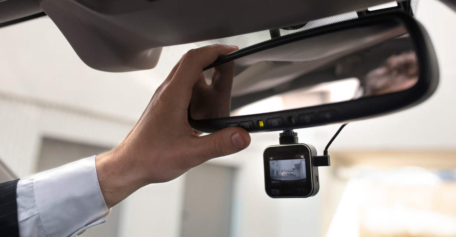 Read more about the article Choosing the Right Dash Cam: Key Features and Options